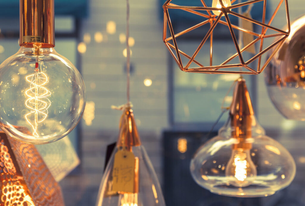 Illuminez votre déco : sélection des plus belles lampes design de l&rsquo;année