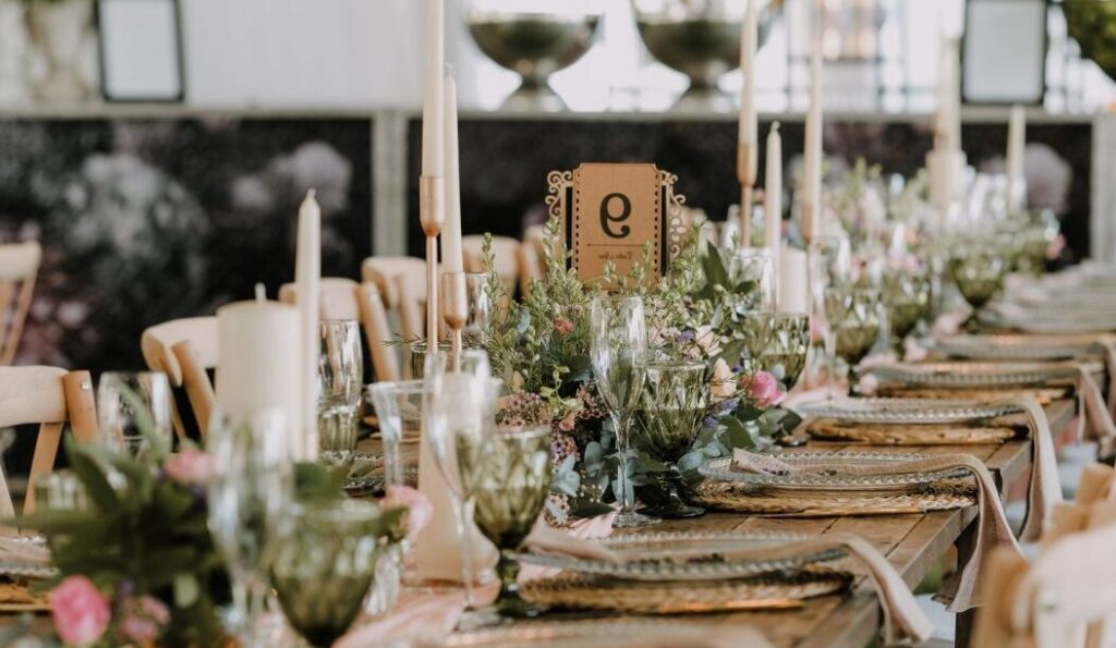 Décoration mariage simple et chic : comment créer une ambiance élégante sans excès ?