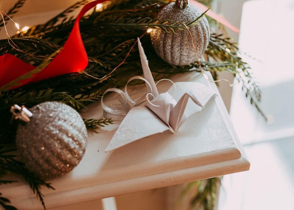 Comment créer une boule de Noël originale pour sortir du lot ?