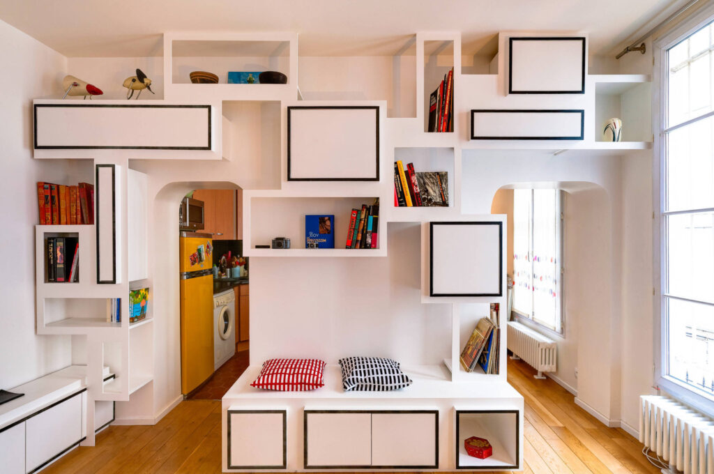 Personnaliser son espace de rangement : comment choisir une porte de placard originale ?