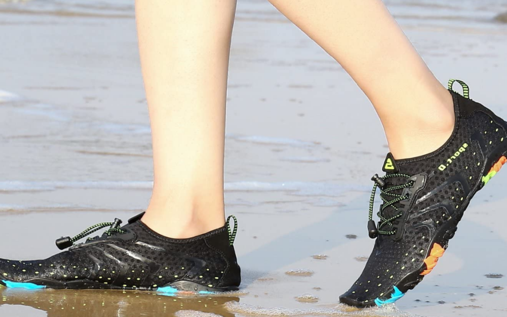 Tout savoir sur les chaussures aquatiques.