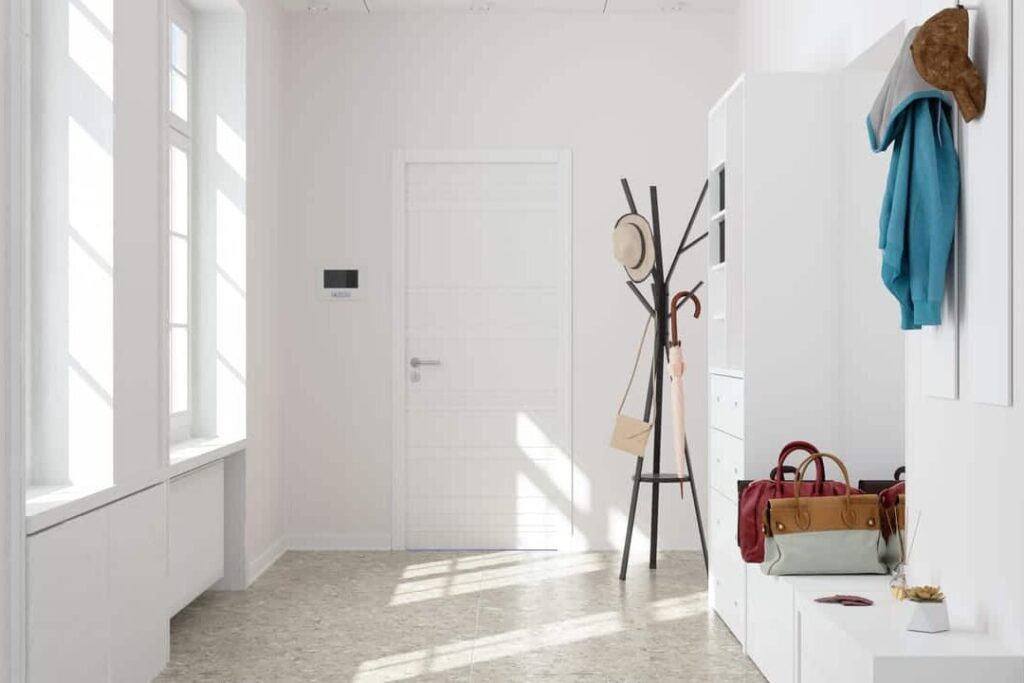 Comment choisir le porte-manteau design parfait pour votre entrée ?