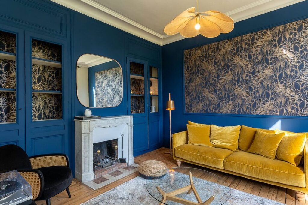 Miroir pour cheminée : comment choisir le bon modèle pour votre intérieur