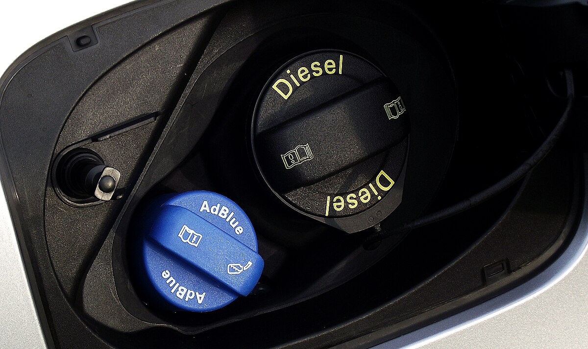 Bouchon de réservoir AdBlue d'un véhicule