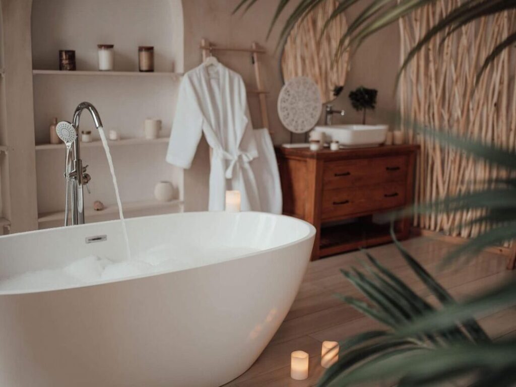 Objet déco salle de bain : comment personnaliser votre espace bien-être avec style ?