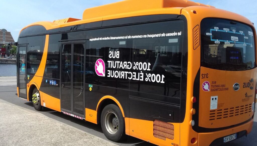 Quelle est la politique de gratuité des transports publics en France ?