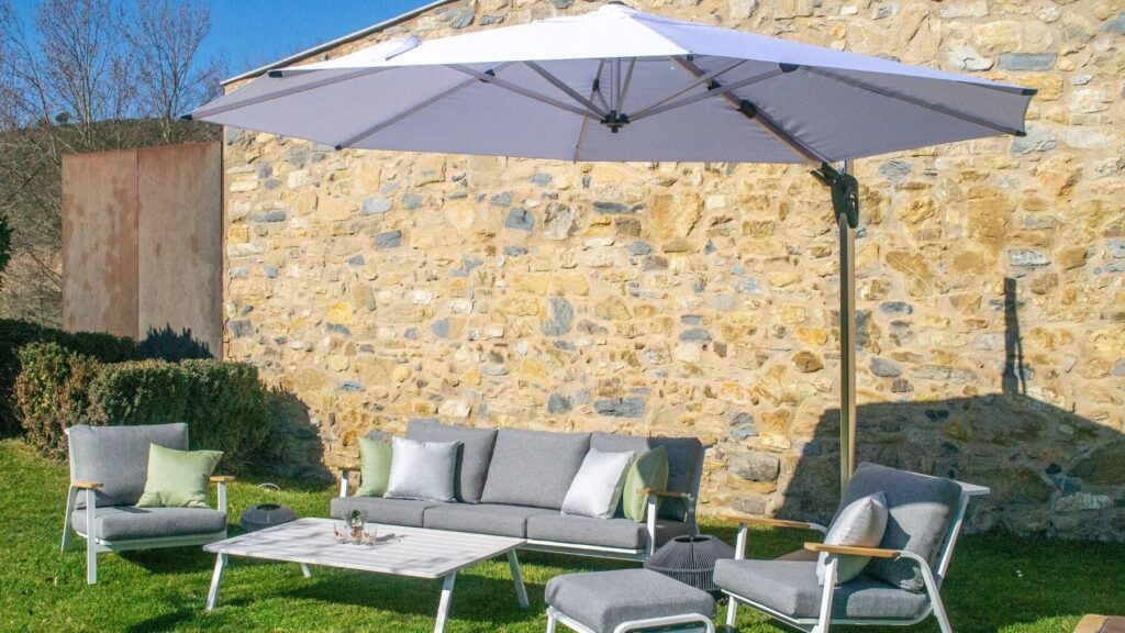 Comment choisir le meilleur parasol extérieur pour votre jardin ?